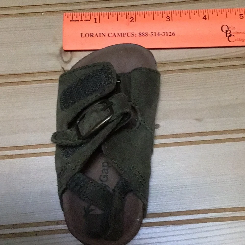 Baby Gap Green Suede Buckle Velcro Strap Sandals